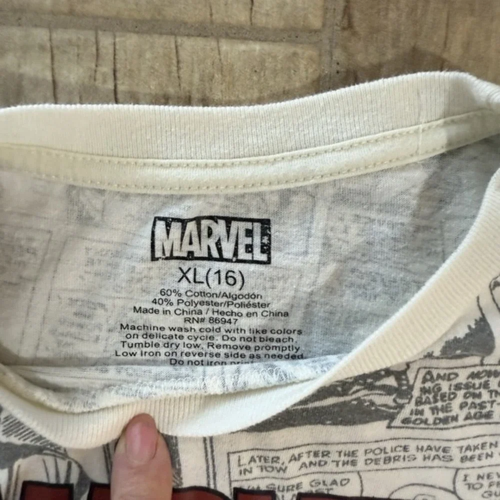 Marvel Comics Youth Size XL (16) Short Sleeve Soft Blend Graphic T Shirt Tagless